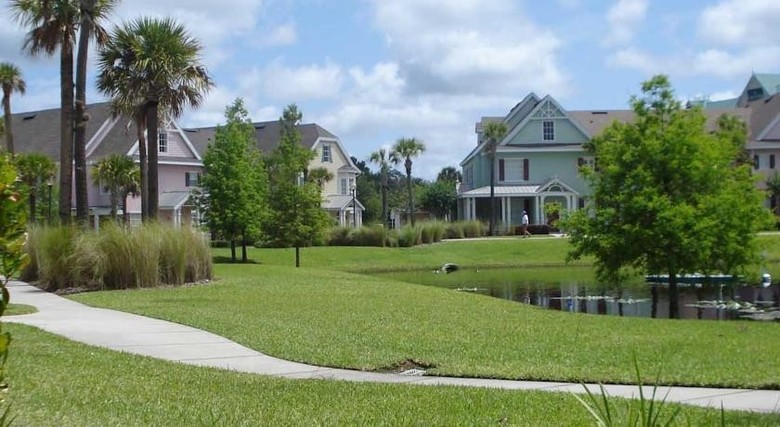 Runaway Beach Club Apartments