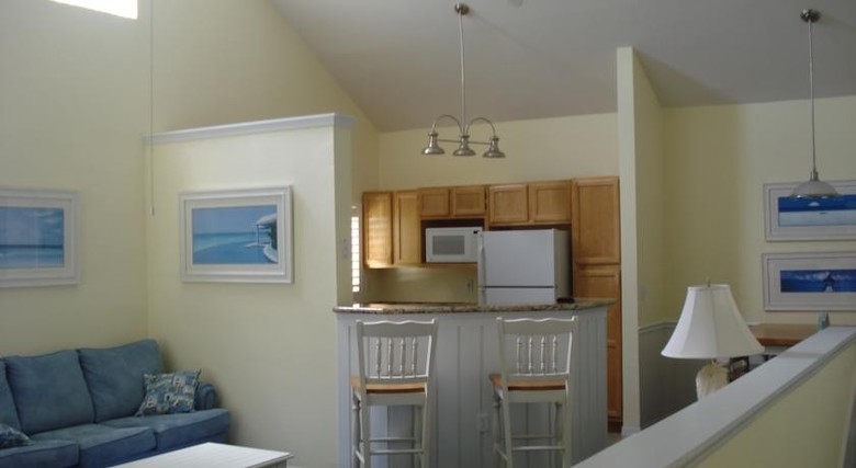 Runaway Beach Club Apartments