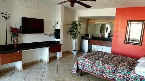 Lago Motor Inn