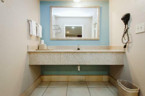 Motel Palace Inn - Channelview