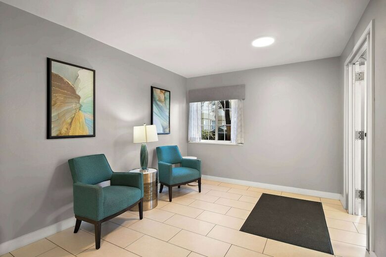 Hotel Hawthorn Suites Salt Lake City