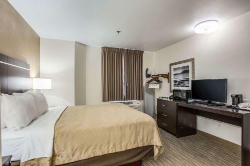 Hotel Mr. Sandman Inn & Suites