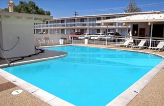 Holiday Motel
