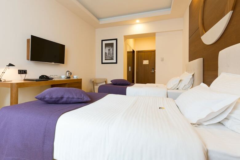 Hotel City Savoy