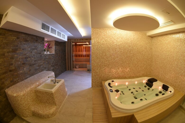 Hotel City Savoy
