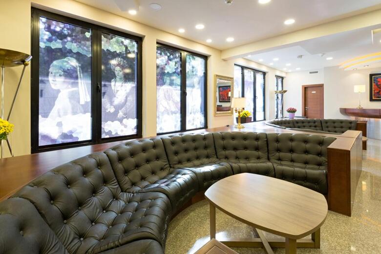 Hotel Sterling Garni