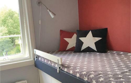 Four-bedroom Holiday Home In Boxholm