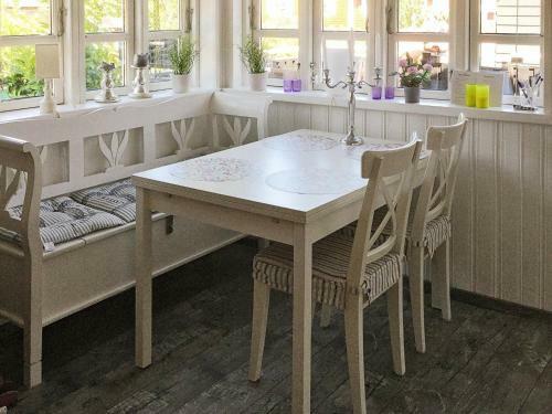 Holiday Home Bj�rkem�llav�gen II