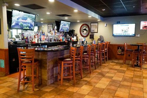 Hotel Boarders Inn & Suites Grand Island
