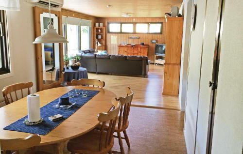 Holiday Home Joreviksv�gen Fj�llbacka