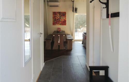 Two-bedroom Apartment In Hamneda
