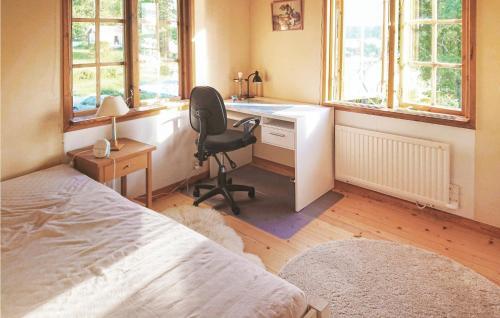 Three-bedroom Holiday Home In Uddevalla
