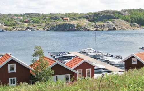Holiday Home T�ngesundsv�gen Moll�sund