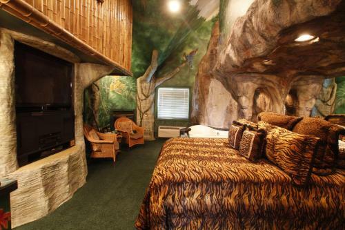 Hotel Black Swan Inn Luxurious Theme Rooms