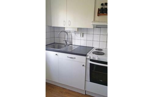 Holiday Home Kitteg�rd Hunna L�nashult