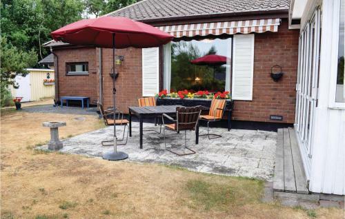 Four-bedroom Holiday Home In Vejbystrand