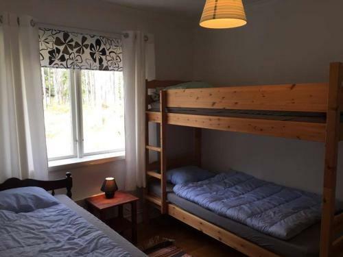 Albergue Lunedet Camping Caf� Restaurang Ab