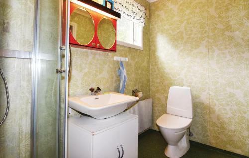Two-bedroom Holiday Home In Munkfors