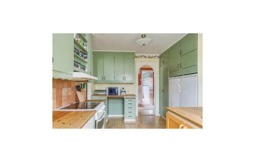 Eight-bedroom Holiday Home Tingsryd 08