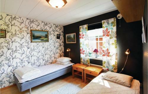 Two-bedroom Holiday Home In Vase