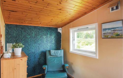 Three-bedroom Holiday Home In Borgstena