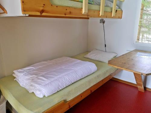 Lits Camping, Stugby Och Kanot