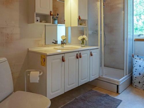 Three-bedroom Holiday Home In Fj�llbacka