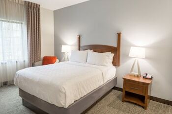 Hotel Staybridge Suites Kansas City-independence