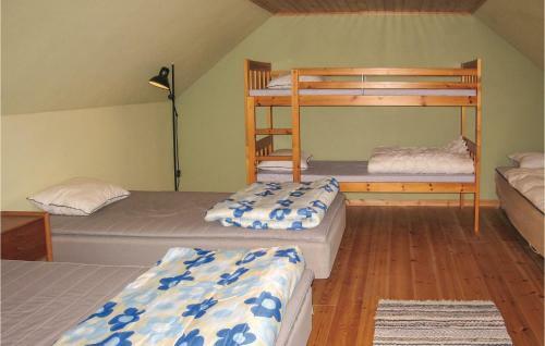 Two-bedroom Holiday Home In Glemmingebro