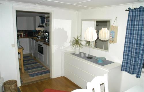 Three-bedroom Holiday Home In Lodose