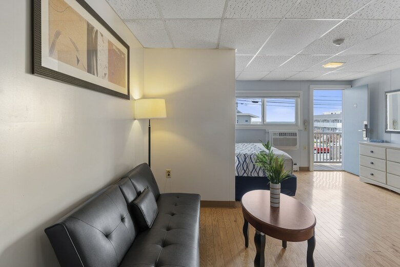 America's Best Value Inn Mt Royal Motel