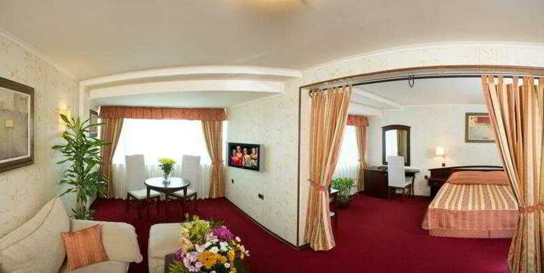 Hotel Capitol