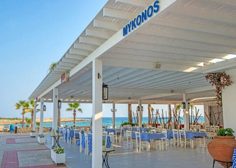 Hotel Dome Beach Resort