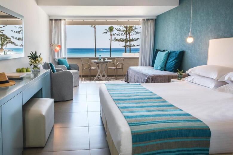 Hotel Nissi Beach