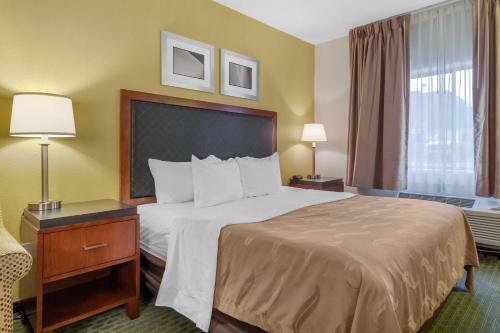 Hotel Quality Inn & Suites Lakewood