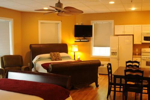 Bed & Breakfast Acorn Hill Lodge And Spa