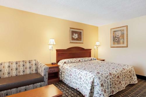 Motel Knights Inn Mount Laurel