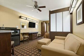 Hotel Microtel Inn & Suites By Wyndham Round Rock