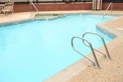 Hotel Plaza Inn Midland