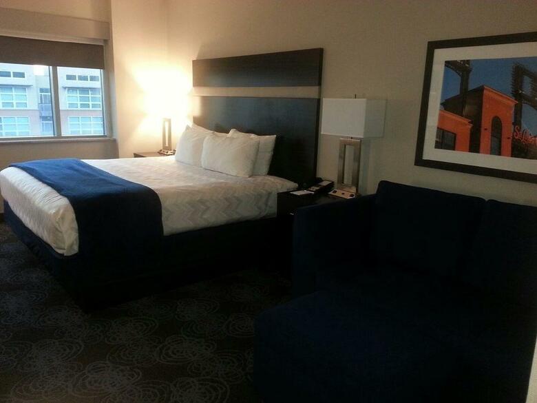 Parkway Hotel Saint Louis