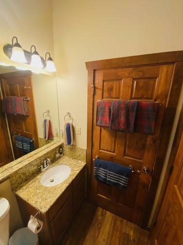 Bed & Breakfast All Seasons Treehouse Village