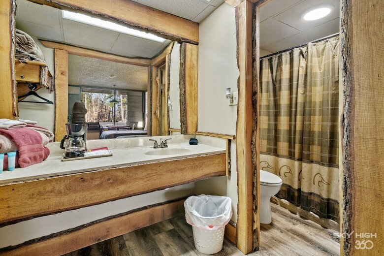 Hotel Stonegate Inn