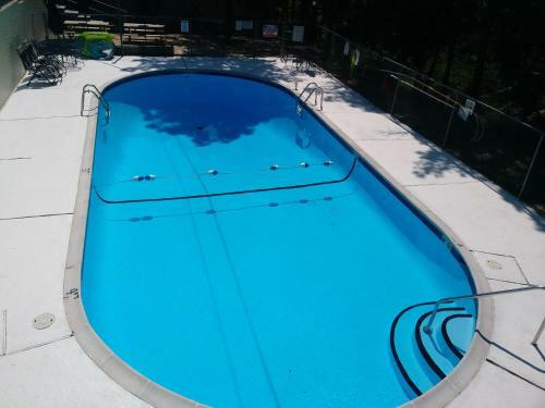 Hotel Plano Inn & Suites