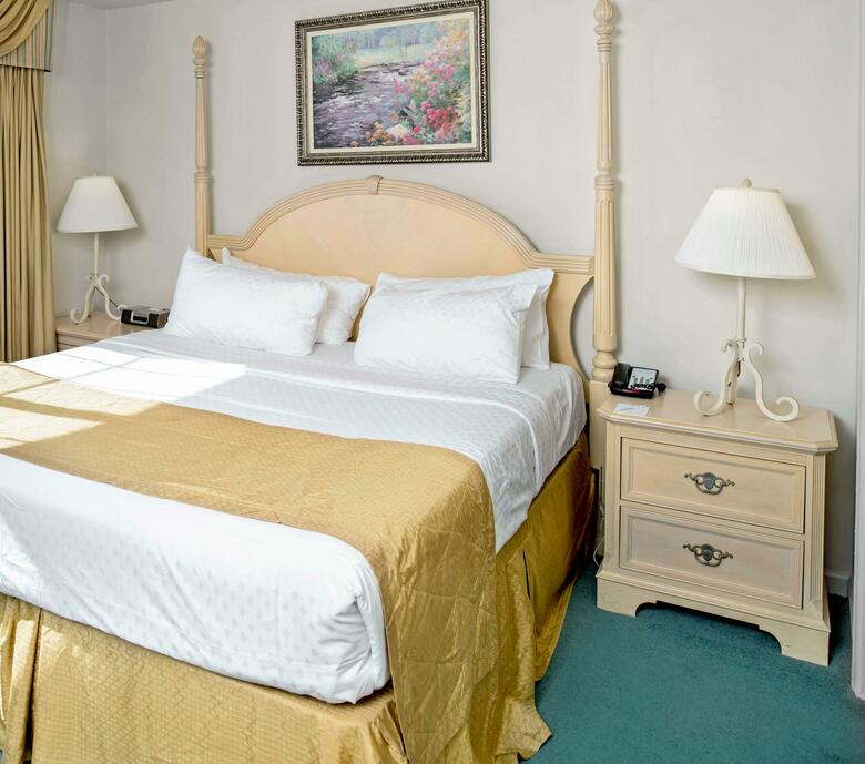 Hotel Greensprings Vacation Resort