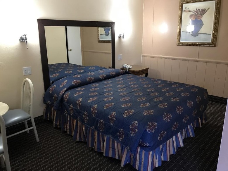 A Fisher�s Inn Motel