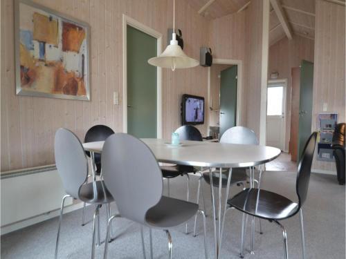 Holiday Home Rauhesvej Hvide Sande V