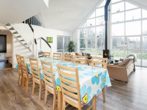 Three-bedroom Holiday Home In Bogense 2
