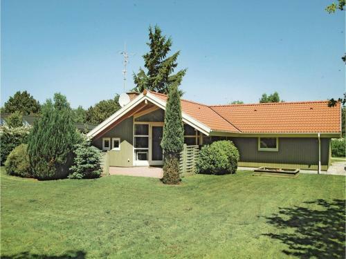 Holiday Home Ll. Strandstr�de Dannemare V