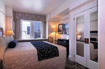 Hotel Gaslamp Plaza Suites