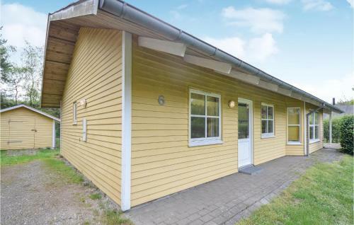 Holiday Home B�kholmen Ebeltoft V